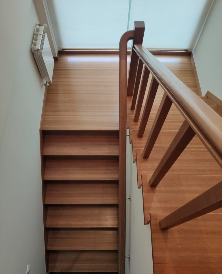 Escaleras carpintería de madera